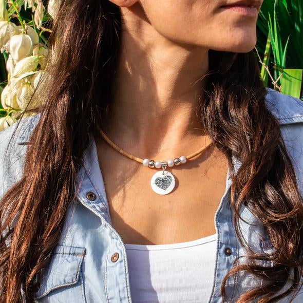 Angelco Accessories shell heart pendant cork necklace