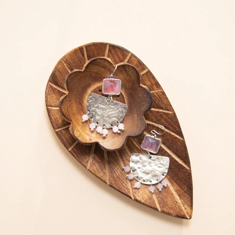 Angelco Accessories - Retrobot earrings - rose silver - laid in wooden bowl